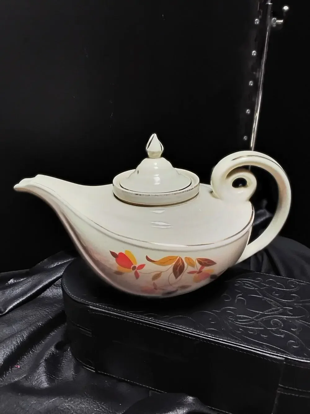 Vintage Hall Jewel Tea Teapot AUTUMN LEAF with INFUSER and lid
